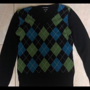 Beautiful argyle sweater!
